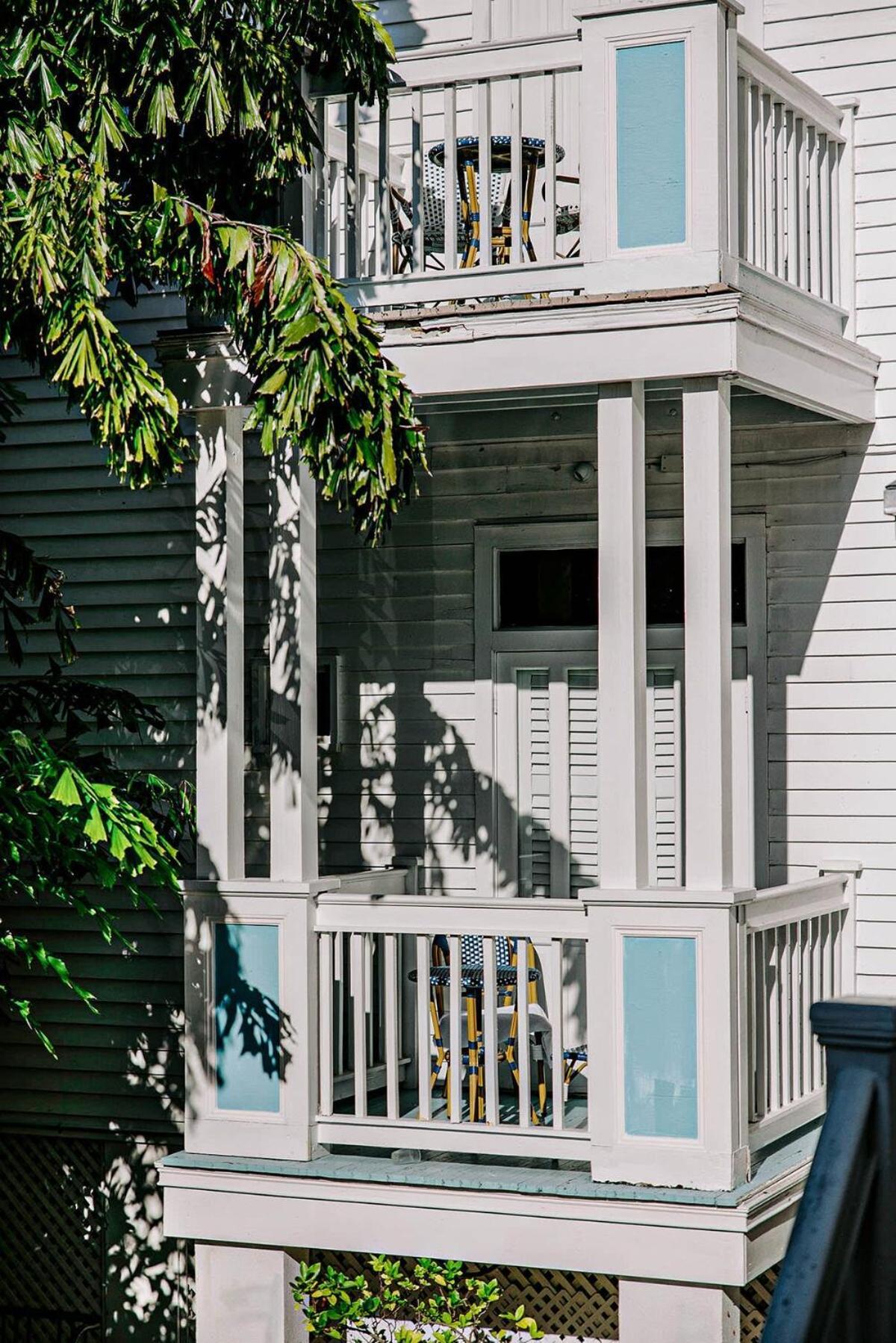 Classic King With Balcony At Curry Mansion Cayo Hueso Exterior foto